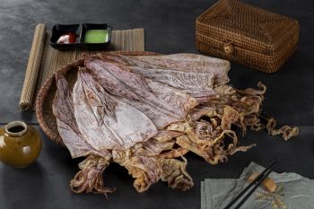 ĐẶC SẢN MỰC CÂU KHÔ PHÚ QUỐC NỨC LÒNG THỰC KHÁCH