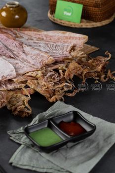 Mực câu khô Phong Hà - Tinh hoa của biển đêm Phú Quốc